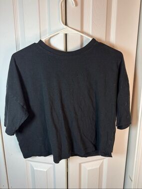 SO Black Cropped Crewneck Tee - Short Sleeve